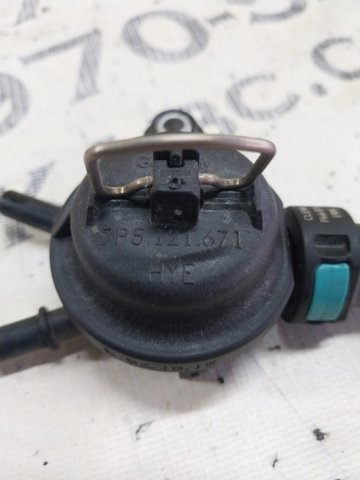 VAG 7P5121671 в наличии Винница