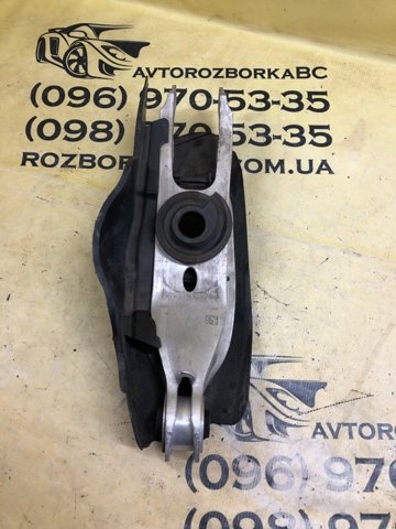 Балансир задний нижний 80A505311A VAG