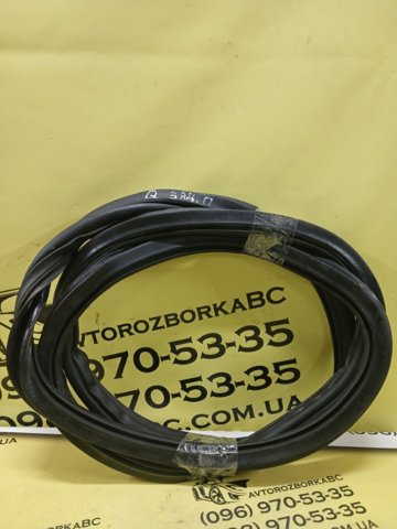 80A833721E Уплотнитель двери задней (на кузове) купить Днепр