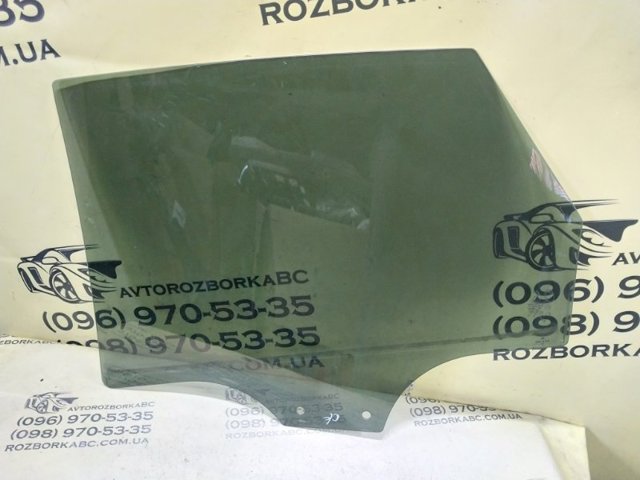 Стекло задней правой двери 80A845206A VAG