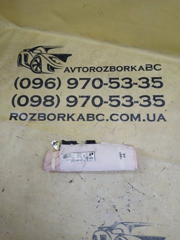 Подушка безопасности AIRBAG спинки сиденья, правого 80A880242F VAG