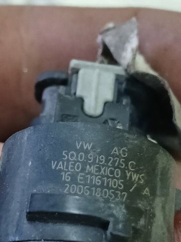 VAG 80A971104R в наличии Полтава