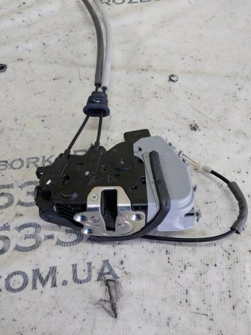 HYUNDAI 81320G2010 Замок двери передней правой в наличии Черкассы