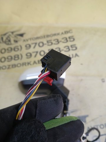 VAG 83B857410E9B9 Правое зеркало в наличии Украина