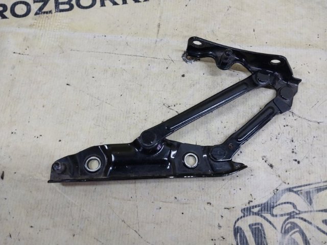 NISSAN 844011MA0A Петля крышки багажника в наличии Украина