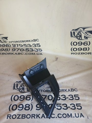 HYUNDAI 846512T010 в наличии Ровно