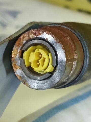 85010C2000 HYUNDAI Шторка боковая, левая купить в Чернигов
