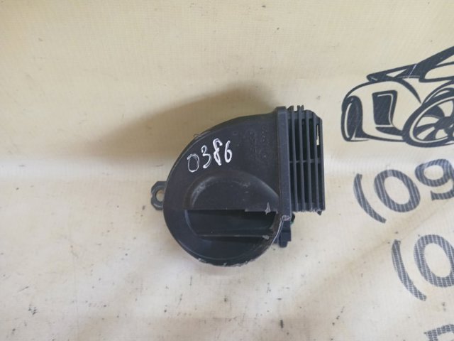 Сигнал звуковой (клаксон) 865200E020 TOYOTA