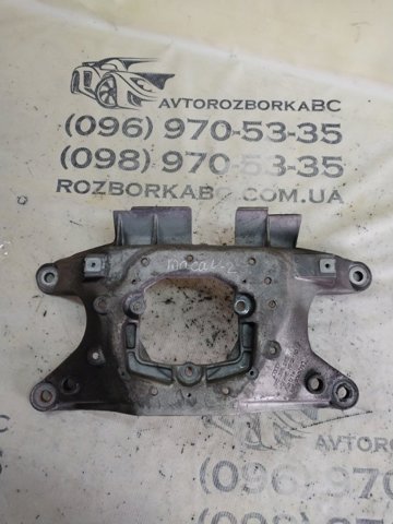 8K0399263BF Балка крепления коробки передач купить Винница