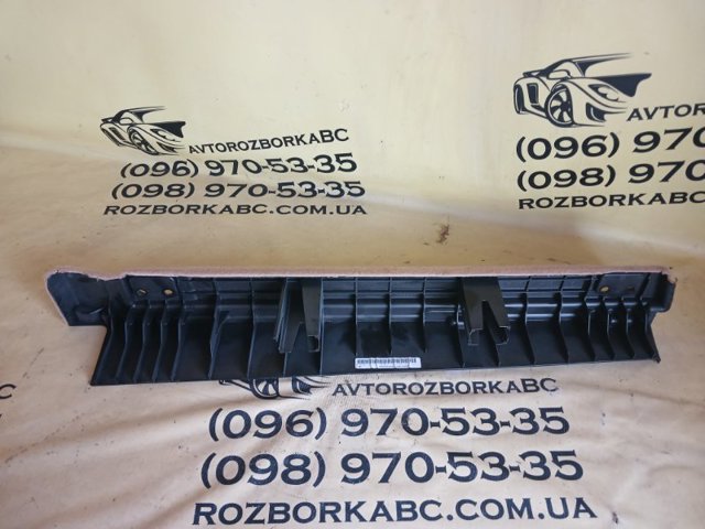 VAG 8R0861827 в наличии Полтава