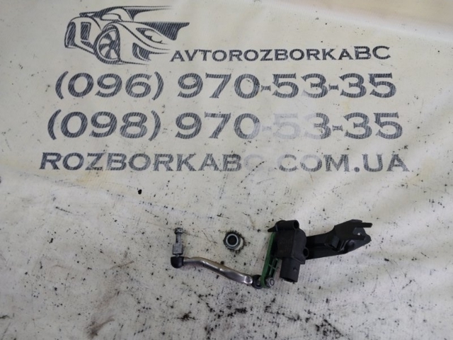 VAG 8R0941286D Датчик уровня положения кузова передний правый в наличии Запорожье