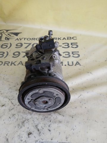 VAG 8W0820803A Компрессор кондиционера в наличии Ужгород