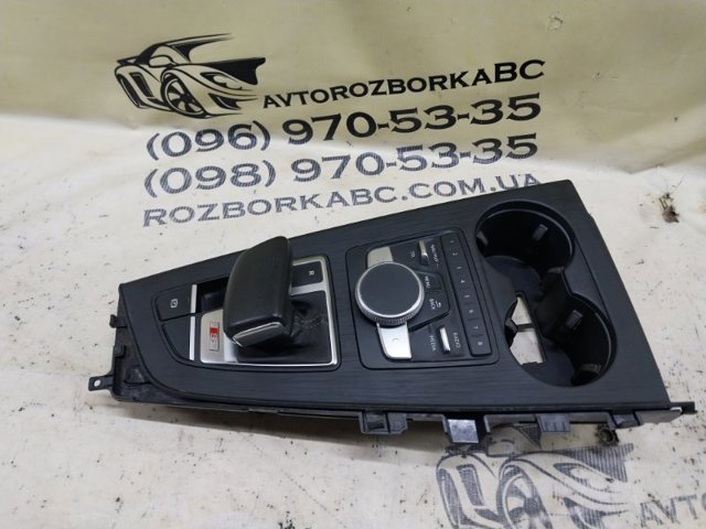 Консоль панели управления центральная 8W1864261C VAG