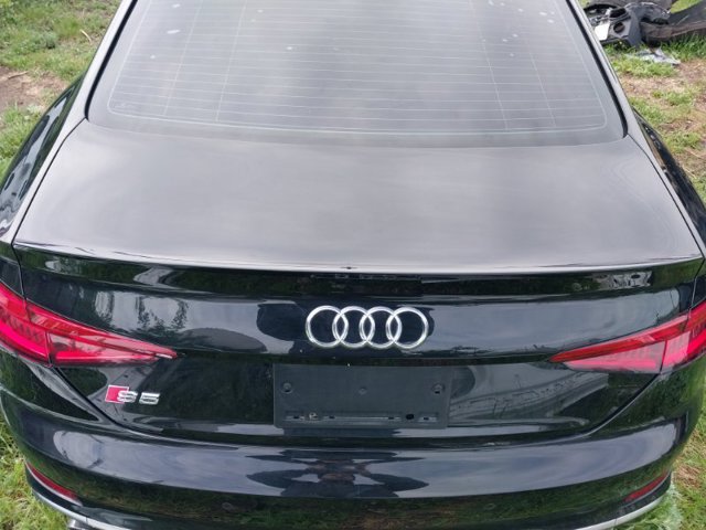 Крышка багажника 8W6827025C VAG