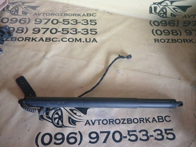 Амортизатор крышки багажника 8W8827851A VAG