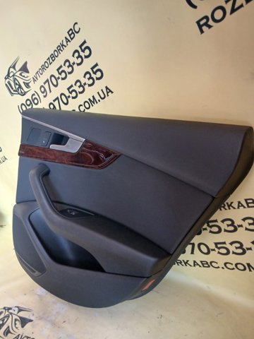 Карточка обшивки задней правой двери 8W8867304BWFA VAG