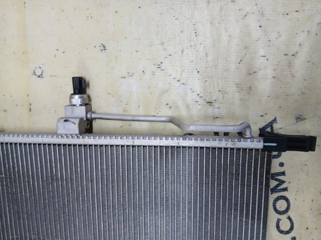 NISSAN 921005AA1B Радиатор кондиционера в наличии Ирпень
