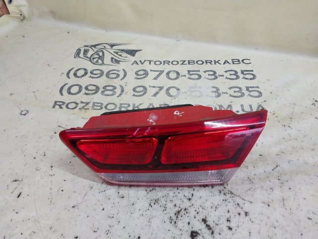 Фонарь задний правый, внутренний 92404D5000 HYUNDAI