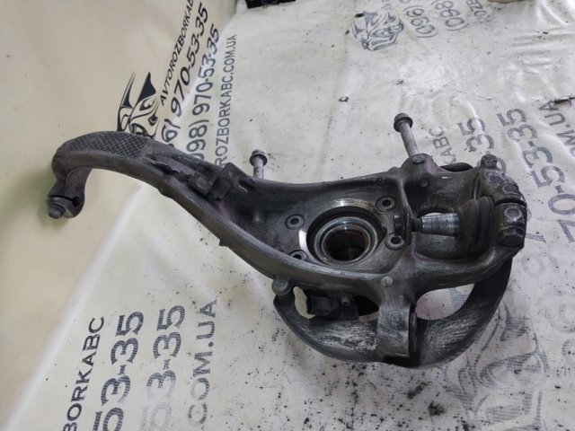 VAG 95B407254B Цапфа передняя правая в наличии Ужгород
