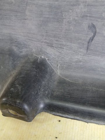 A1666801801 MERCEDES Защита днища левая купить в Николаев