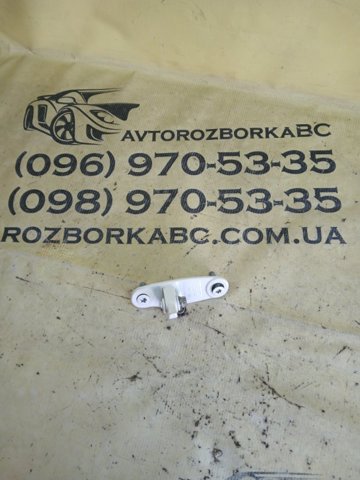 A1667300237 Петля двери задней правой купить Львов