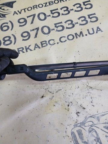 MERCEDES A1668200744 Поводок стеклоочистителя в наличии Чернигов