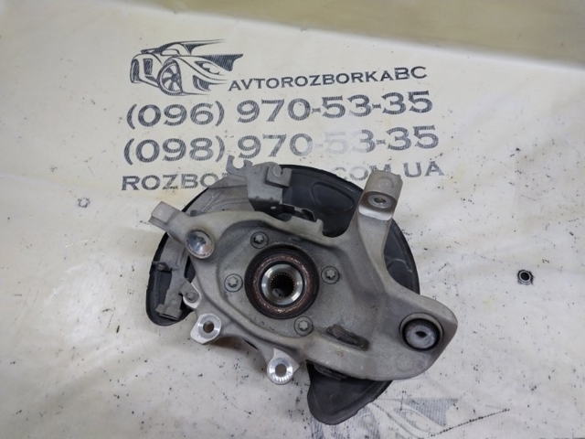 Цапфа левая A2133500141 MERCEDES