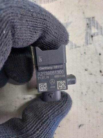 A2139051300 Датчик удара купить Запорожье
