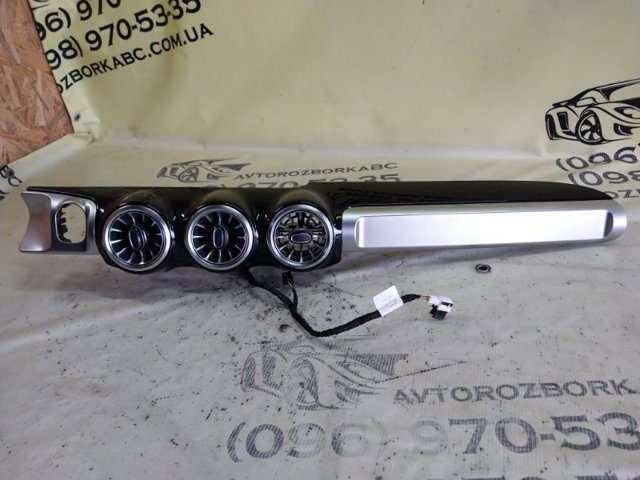 A2476805902 MERCEDES Молдинг (накладка) приборной панели "торпедо" правый купить в Кривой Рог