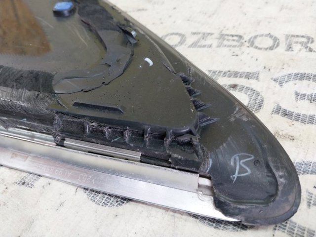 A2536703800 MERCEDES Стекло кузова (багажного отсека) правое купить в Днепр