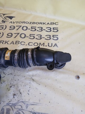 2760903901 MERCEDES Корпус воздушного фильтра левый купить в Ирпень