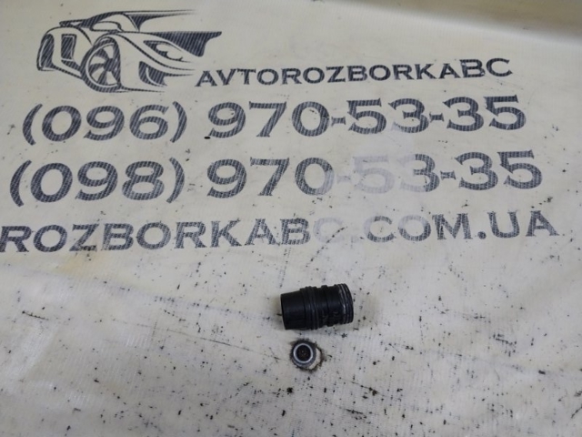 MERCEDES A2762030102 Патрубок системы охлаждения в наличии Ровно