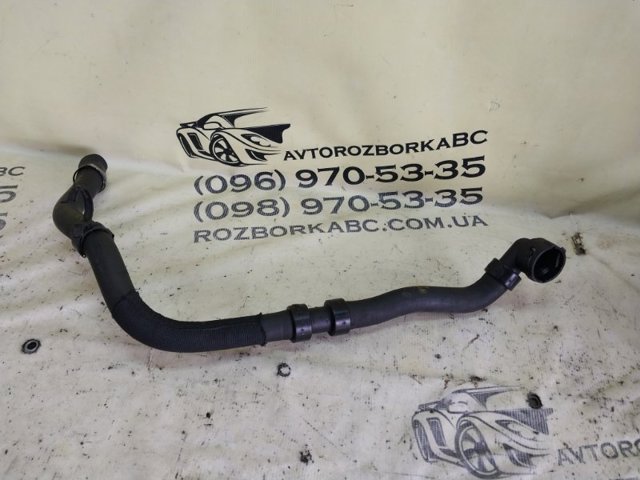 Патрубок системы охлаждения BJ328260EE LAND ROVER
