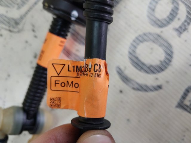 GL3Z9B325B FORD Клапан адсорбера топливных паров купить в Ужгород