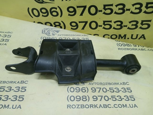 KB7W28550 MAZDA Рычаг задней подвески поперечный левый купить в Ужгород