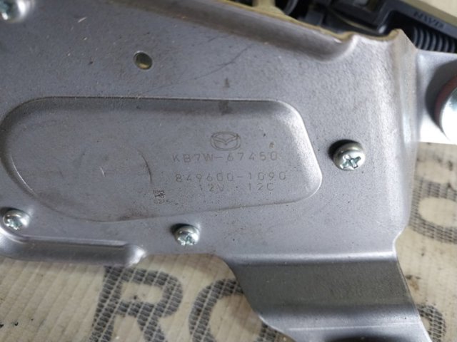MAZDA KB7W67450 Моторчик заднего дворника в наличии Одесса