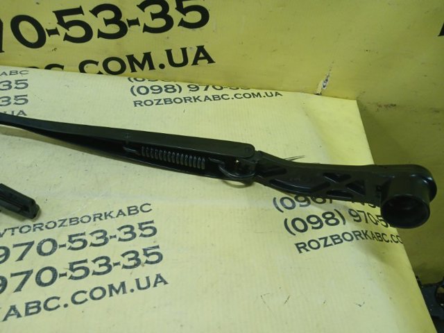 KN0W67321 MAZDA Рычаг-поводок стеклоочистителя лобового стекла купить в Львов