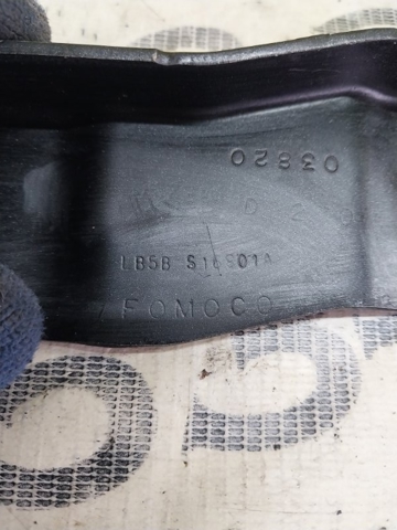 LB5Z16797A FORD Петля капота левая купить в Киев