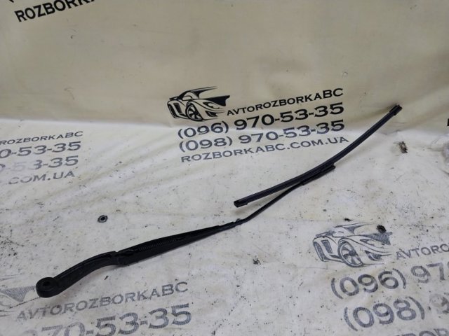 LB5Z17526A Рычаг-поводок стеклоочистителя лобового стекла купить Ровно