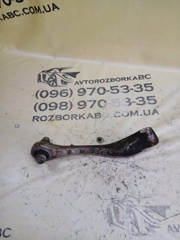 Рычаг передней подвески нижний левый LB5Z3079A FORD