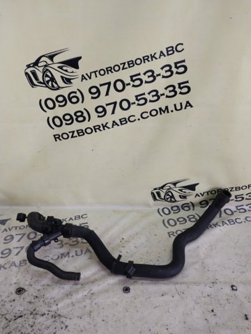 Шланг радиатора охлаждения нижний LR049638 LAND ROVER