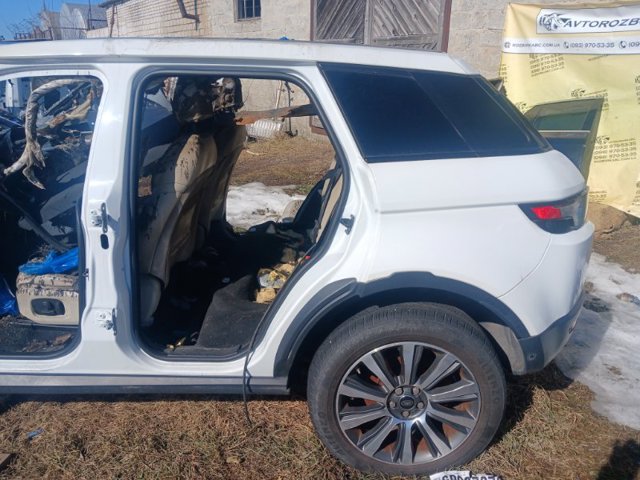 Крыло заднее LR054609 LAND ROVER