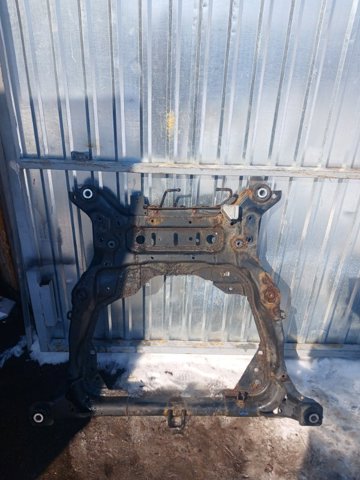 Крабобалка передней подвески LR072058 LAND ROVER