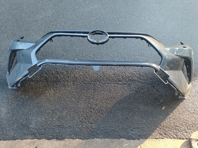 Бампер передний в сборе 521194A928 TOYOTA