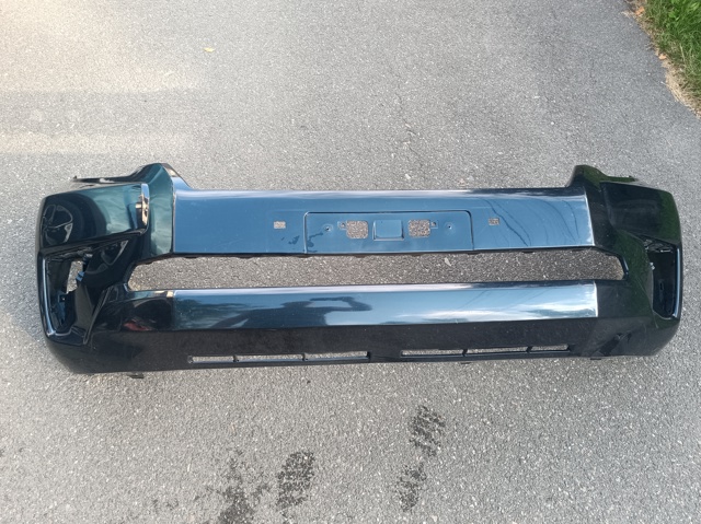 Бампер на авто 521196C914 TOYOTA