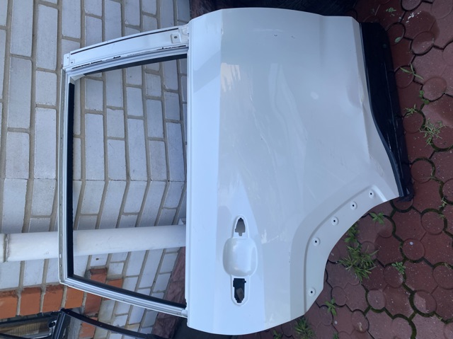Задняя правая дверь 6700342190 TOYOTA