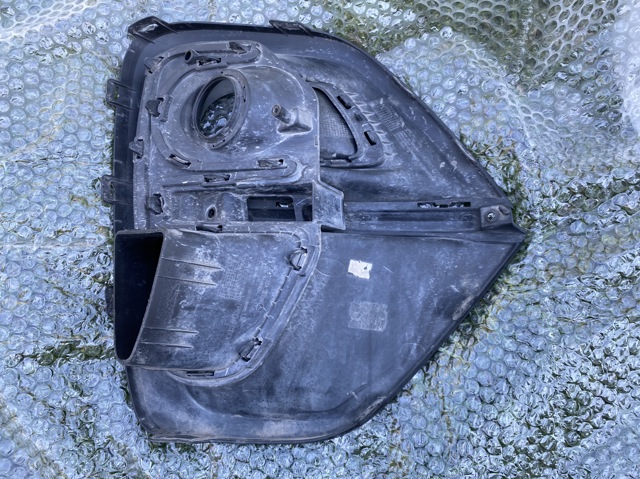 HYUNDAI 86521F1510 Заглушка (решетка) противотуманных фар бампера переднего левая в наличии Каменское