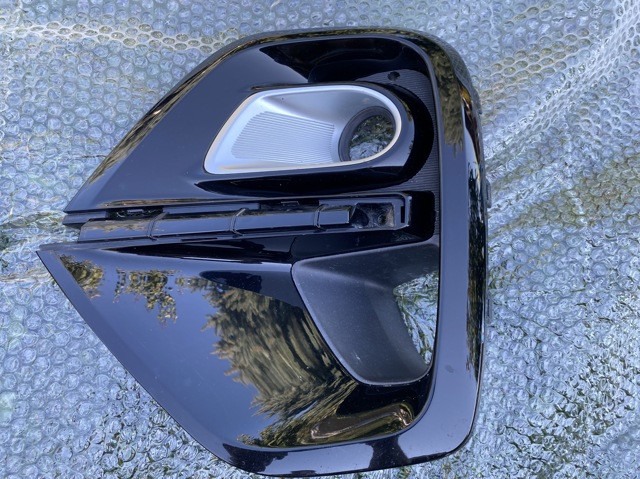Заглушка ПТФ бампера переднего левая 86521F1510 HYUNDAI