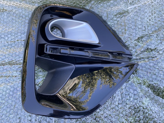 Заглушка ПТФ бампера переднего правая 86522F1510 HYUNDAI
