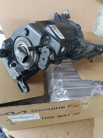 92201J7000 HYUNDAI Фара противотуманная левая купить в Ирпень